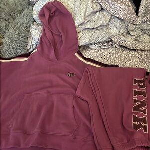 Brand new PINK sweatsuit